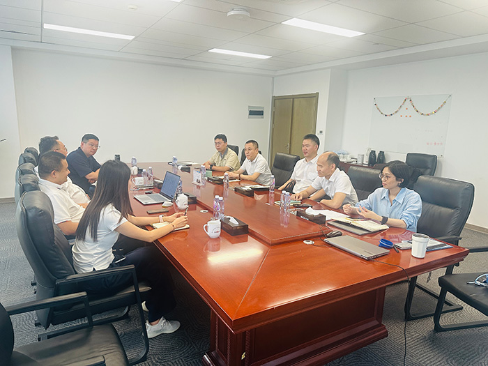 һ�����ھ�Ե������Ϳպ��������յĿ��Ի�